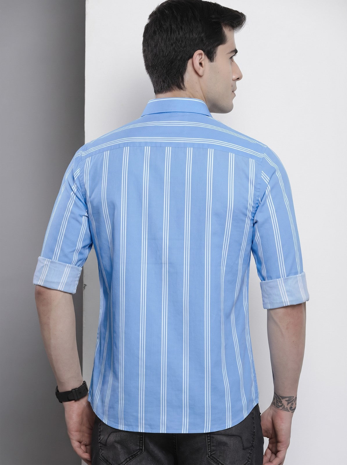 Men's Sky Blue Vertical Striped Cotton Blend Casual Shirt