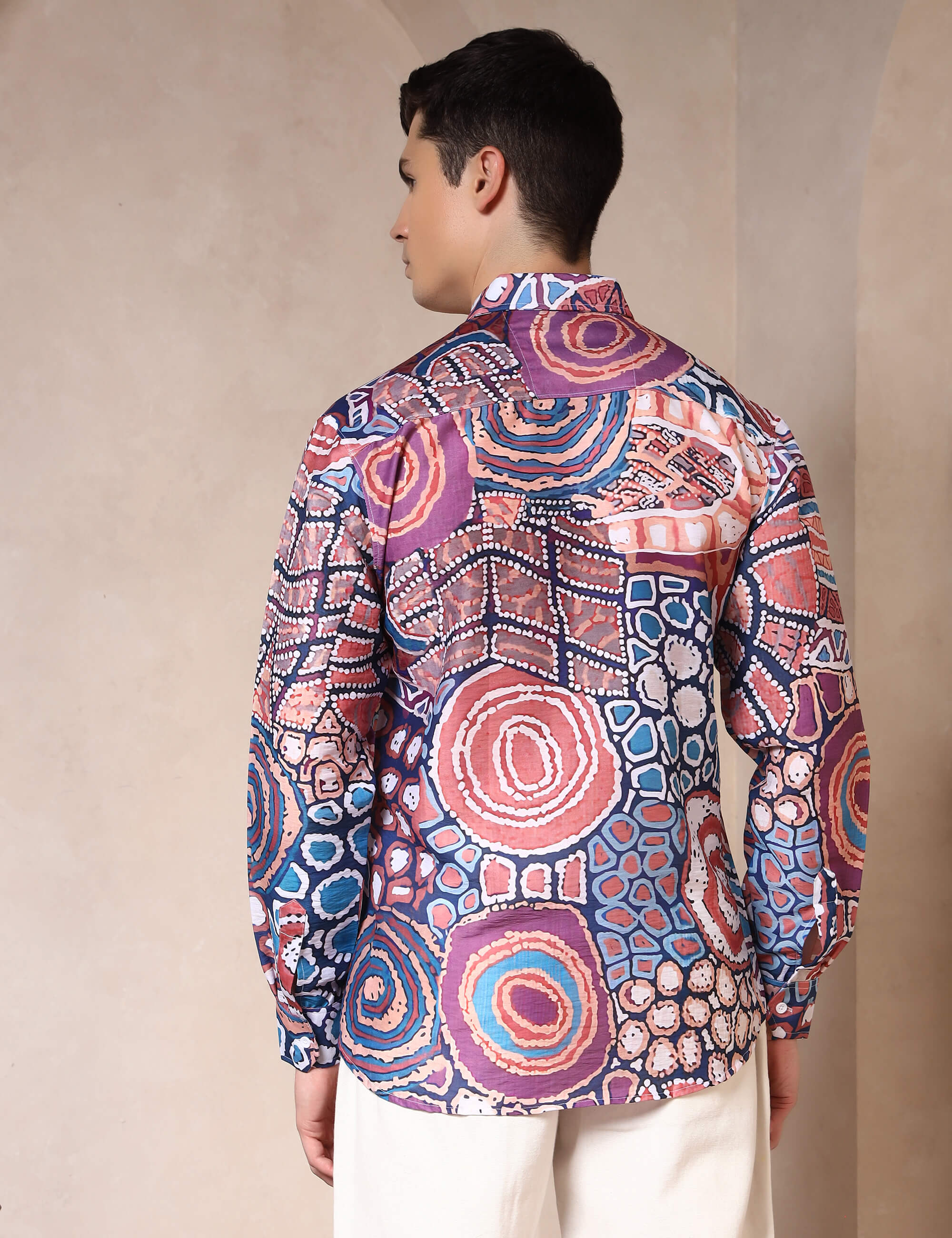 Vibrant Tribal Pattern Printed Cotton Blend Casual Shirt