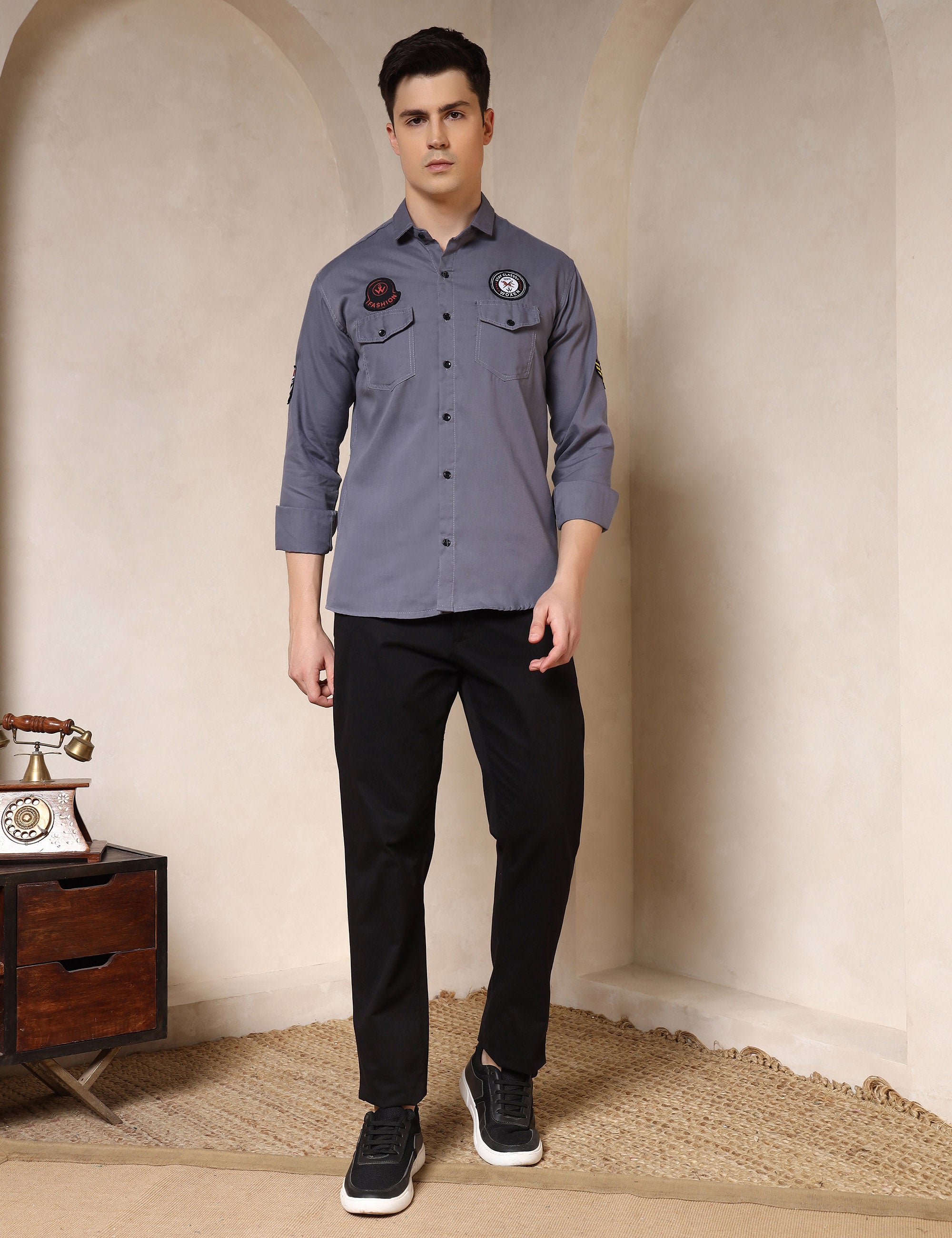 Urban Style Embroidery Patch Grey Cotton Blend Shirt