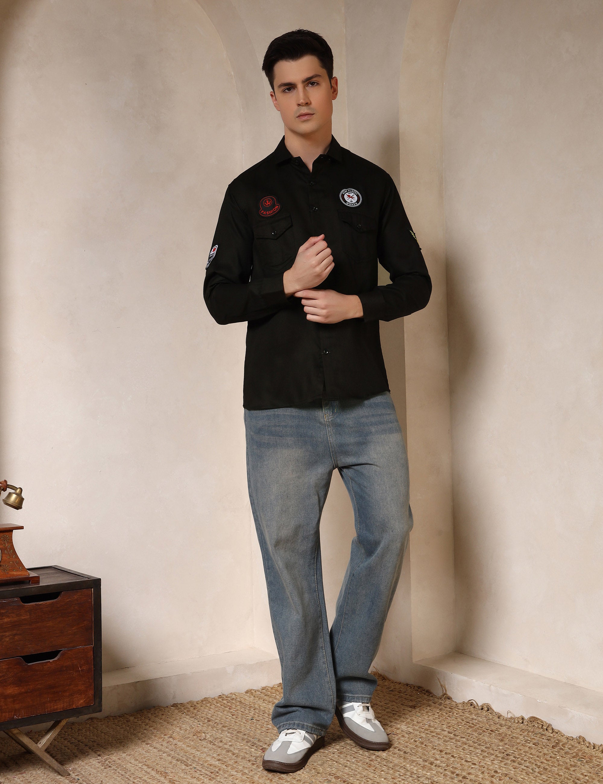 Urban Style Embroidery Patch Black Cotton Blend Shirt