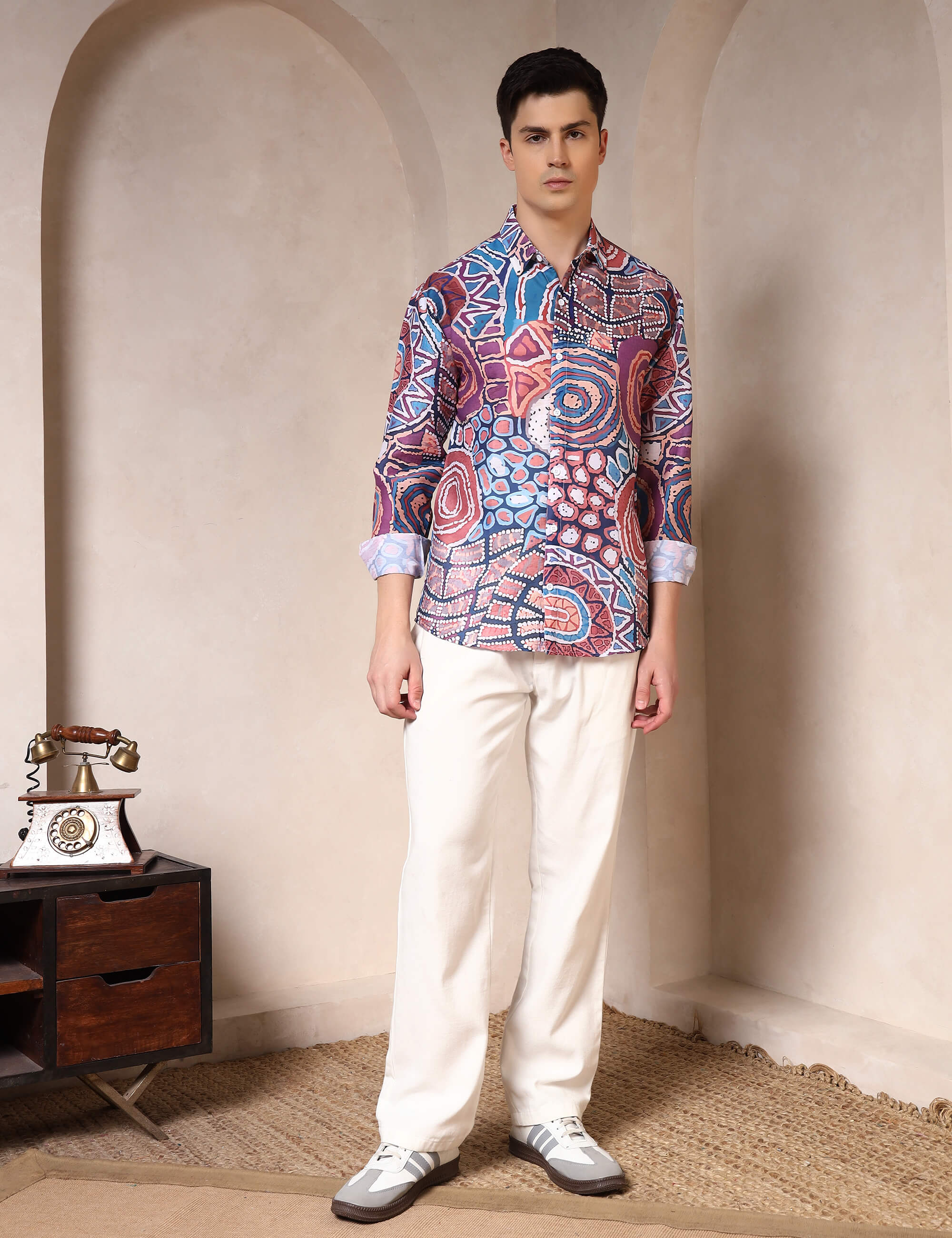 Vibrant Tribal Pattern Printed Cotton Blend Casual Shirt