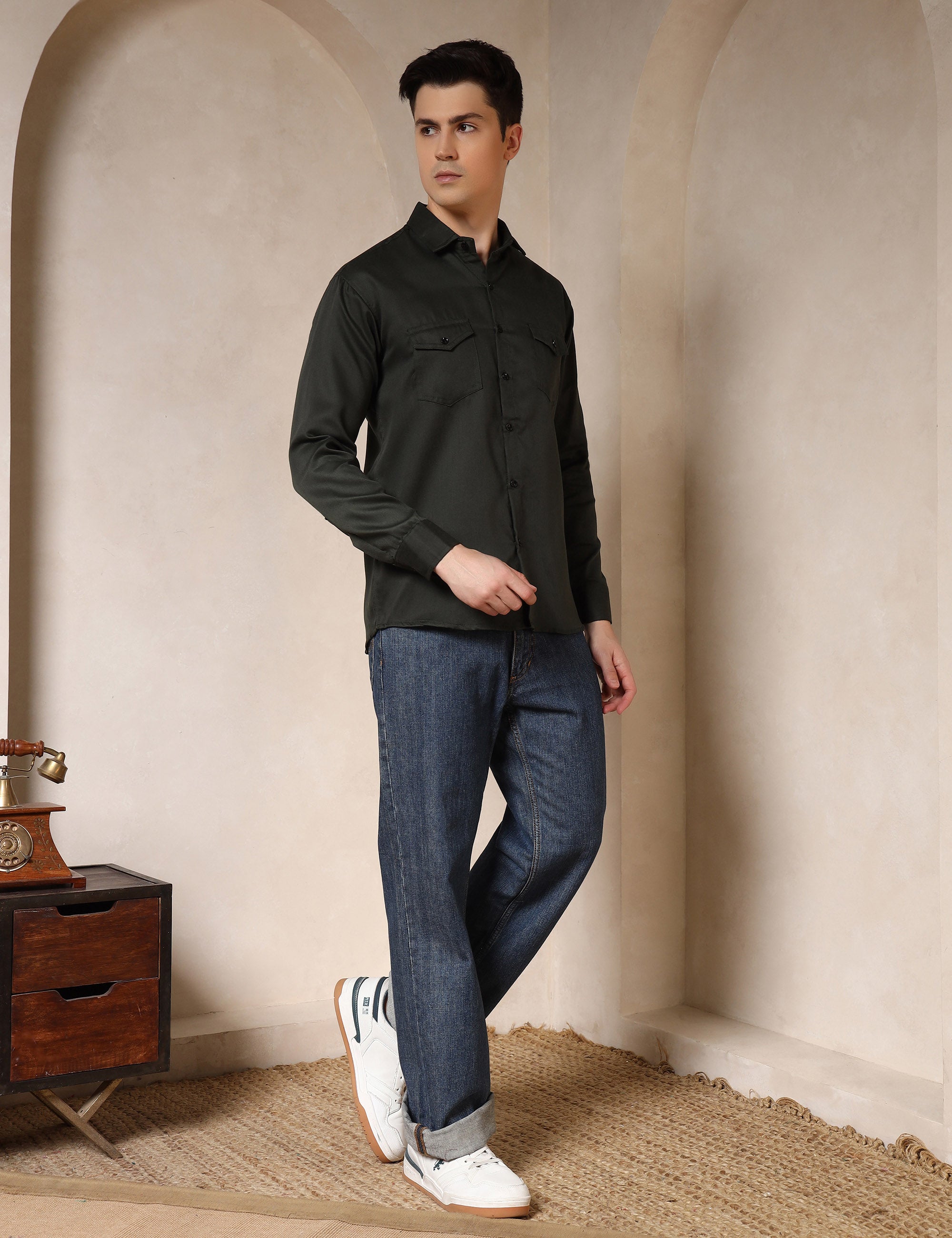 Classic Olive Green Dual Pocket Cotton Blend Shirt