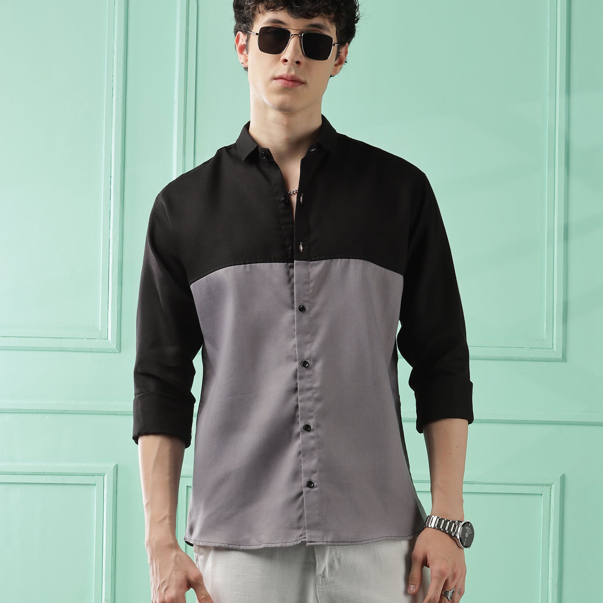 Fresh Wave Two-Tone Cotton Blend Grey Casual Shirt