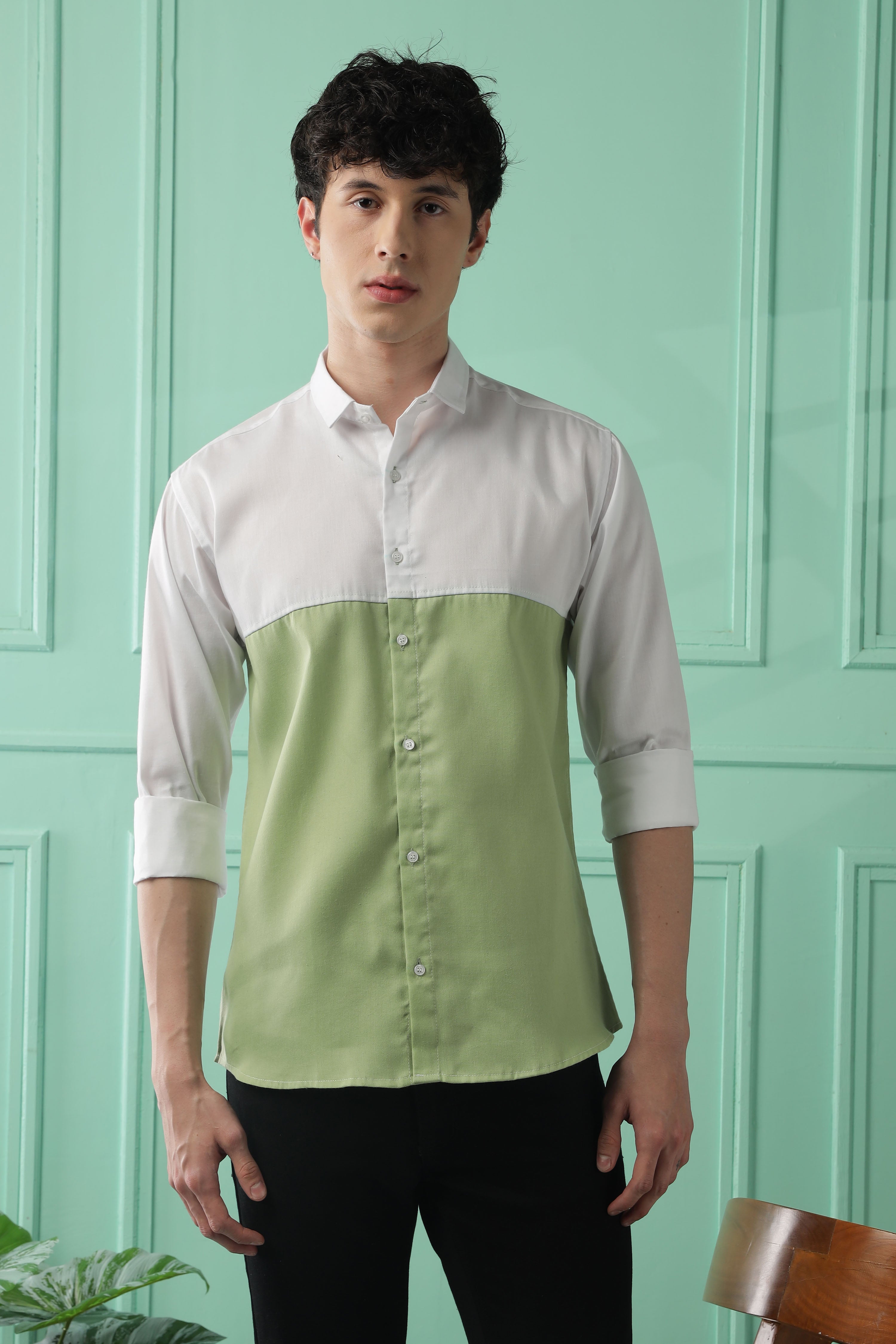 Fresh Wave Two-Tone Cotton Blend Light Green Casual Shirt