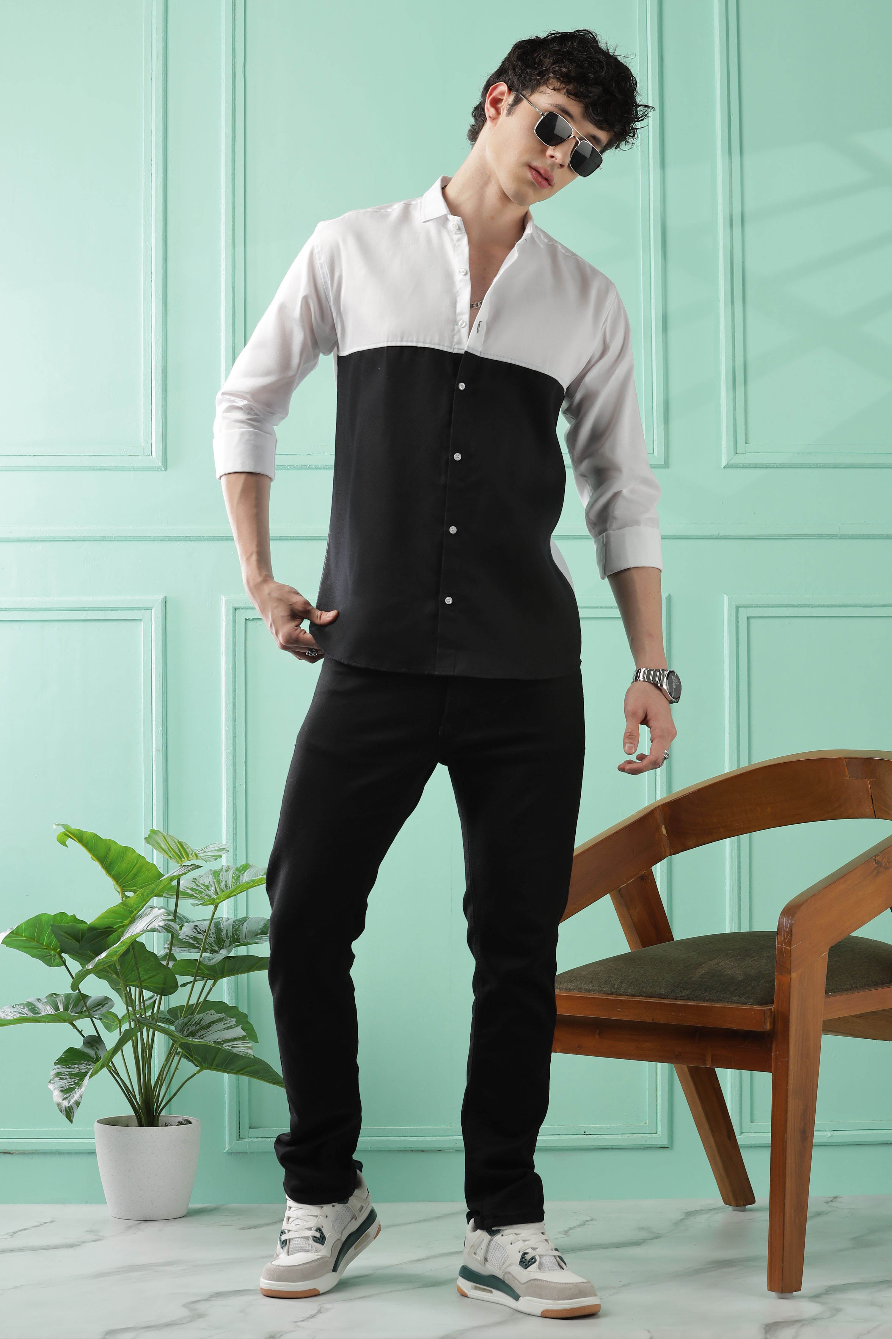Fresh Wave Two-Tone Cotton Blend Black Casual Shirt