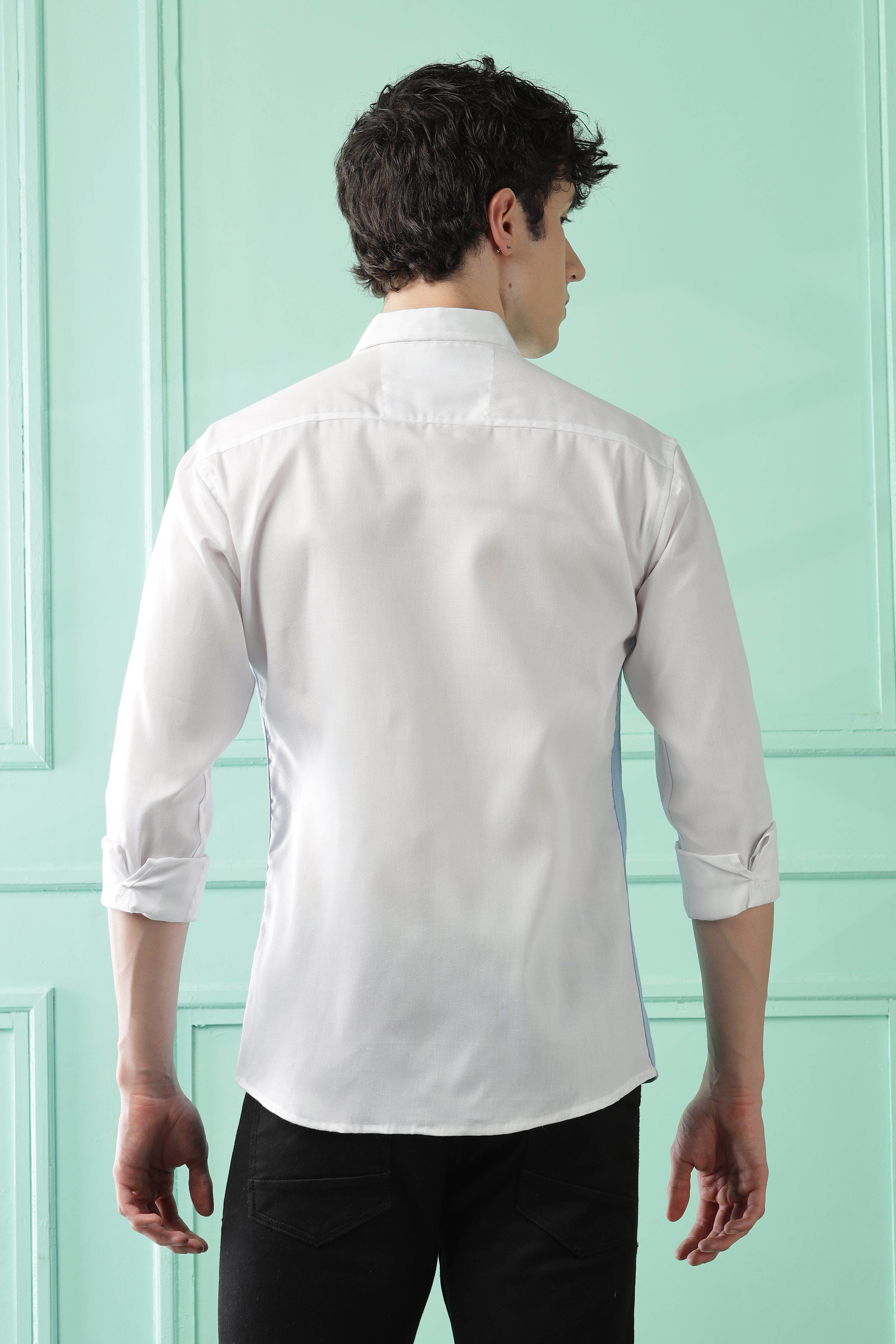 Fresh Wave Two-Tone Cotton Blend Sky Blue Casual Shirt