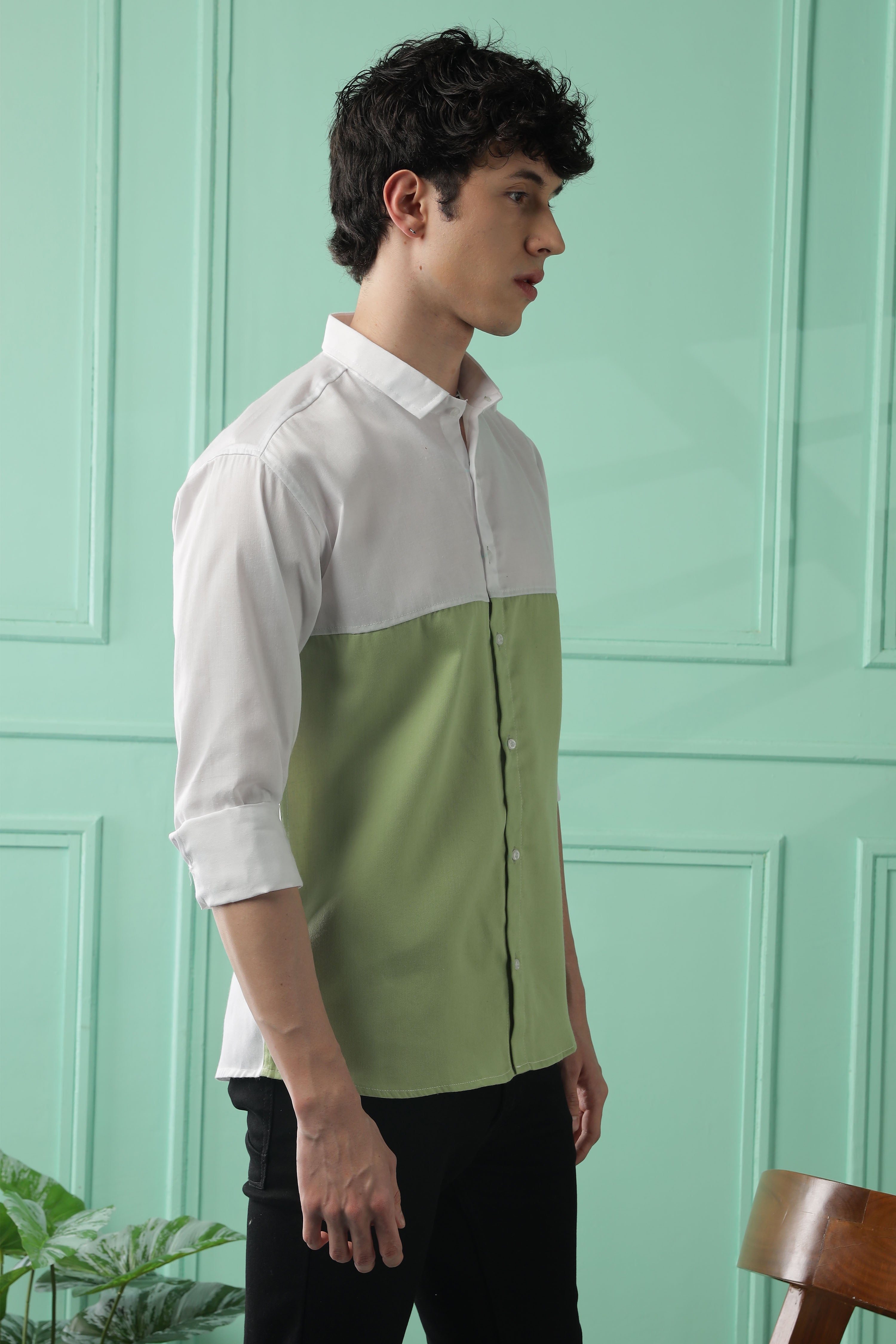 Fresh Wave Two-Tone Cotton Blend Light Green Casual Shirt