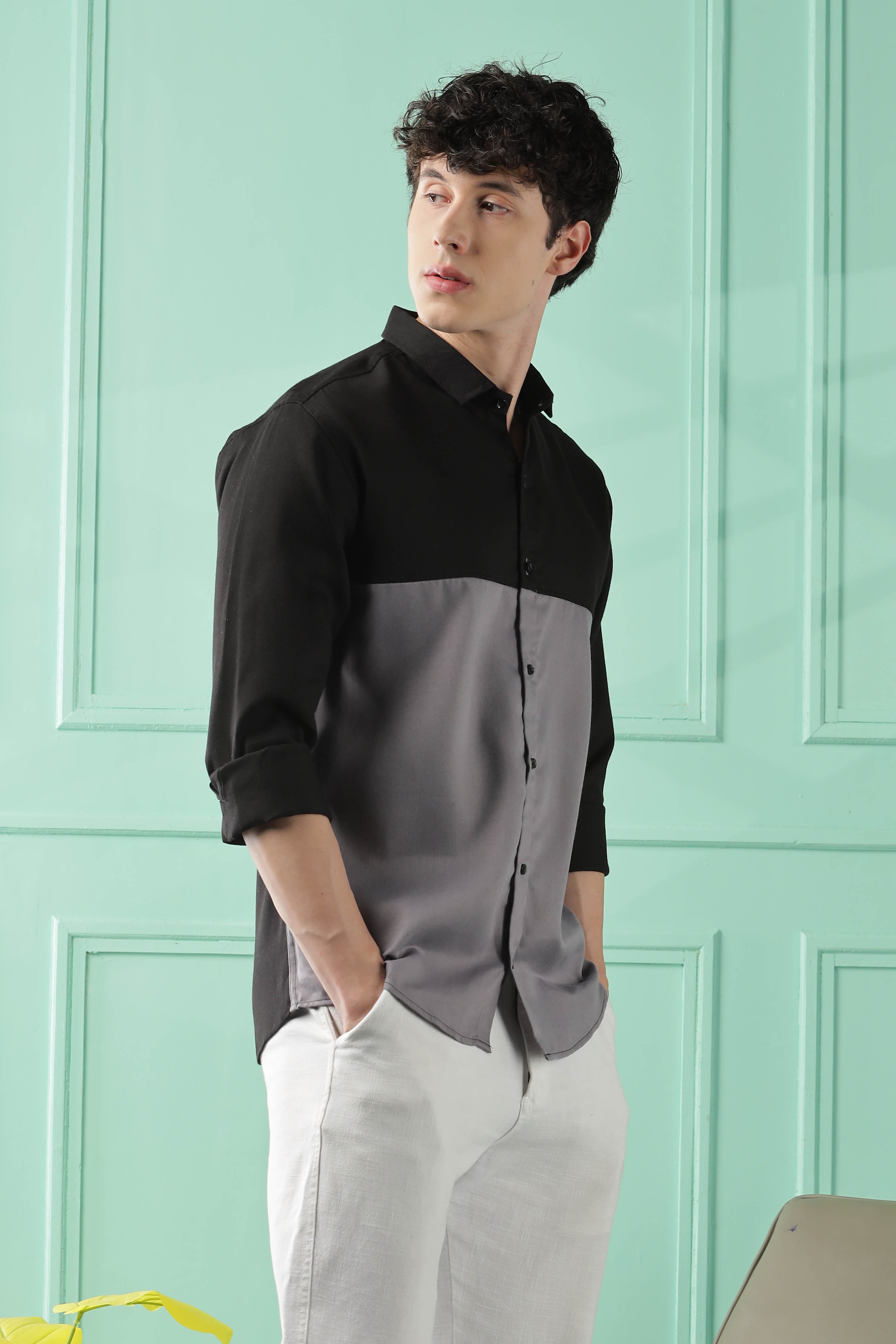 Fresh Wave Two-Tone Cotton Blend Grey Casual Shirt
