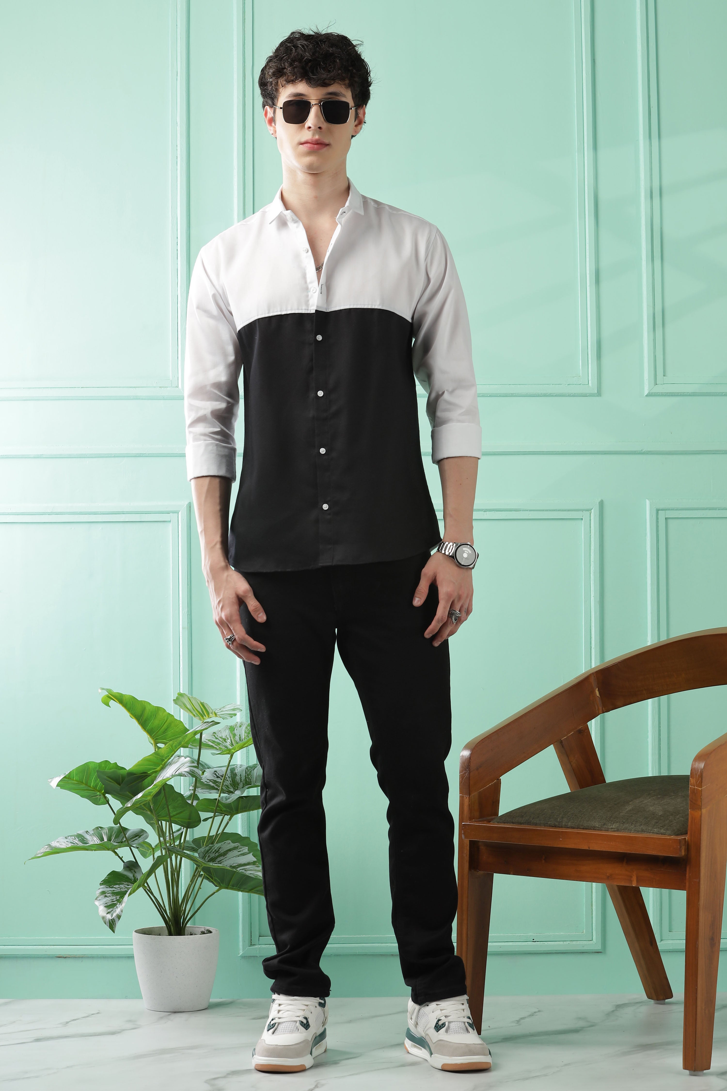 Fresh Wave Two-Tone Cotton Blend Black Casual Shirt